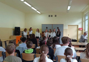 Konkurs Pieśni Patriotycznej - występ uczniów