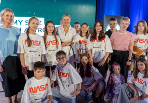 Zespół NASA_5a z p. Barbarą Nowacką