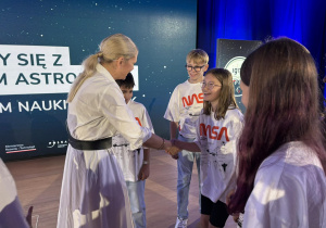 Uczniowie klasy 5a z p. Barbarą Nowacką