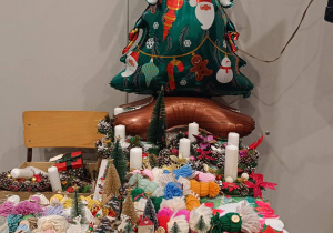 Smakołyki i ozdoby na stoisku