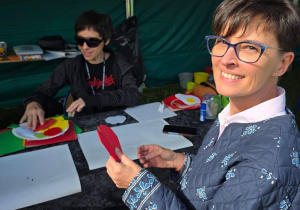 Pani Dyrektor z nauczycielką podczas pikniku